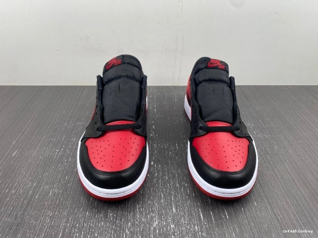 1 705329-001 Retro Jordan Low Air Bred 0803